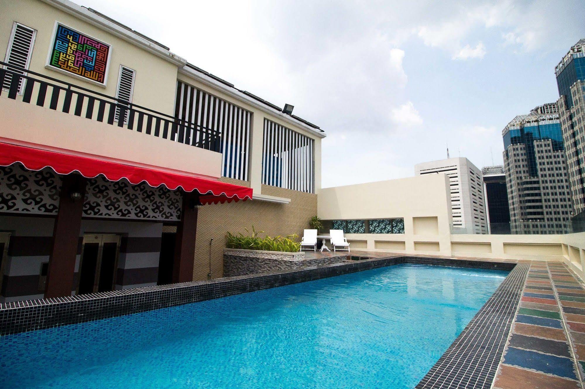 Готель Reddoorz Premium @ Thamrin Kebon Sirih Джакарта Екстер'єр фото