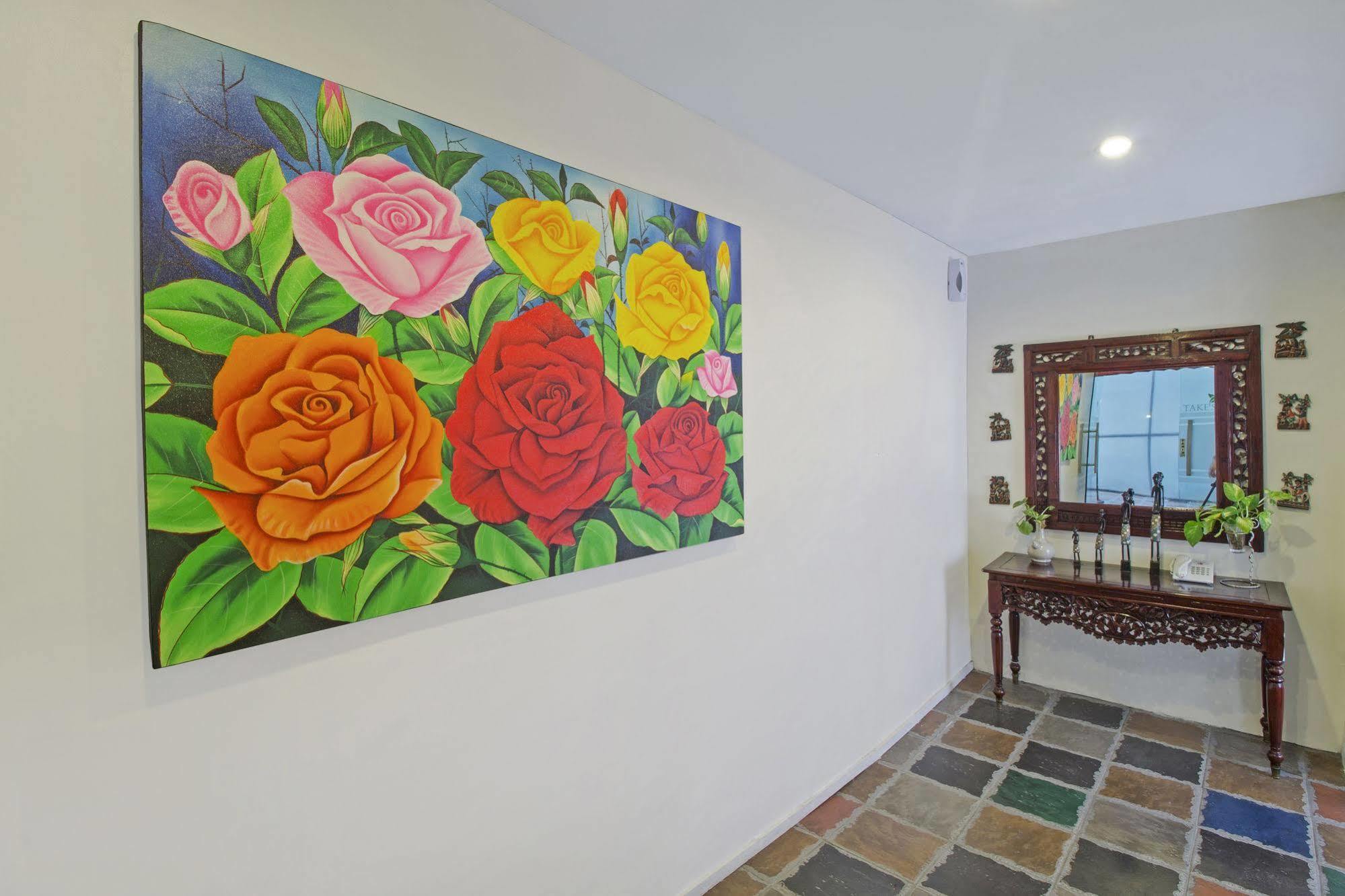 Готель Reddoorz Premium @ Thamrin Kebon Sirih Джакарта Екстер'єр фото